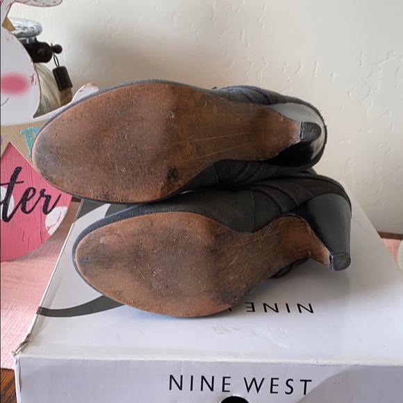 Booties - Picture 5 of 5